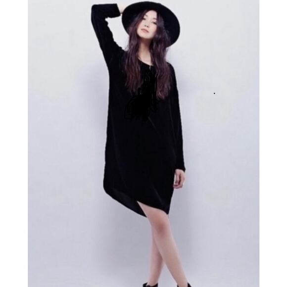 CP Shades Dresses & Skirts - Free People X CP Shades Black Velvet Bridget Long Sleeve Mini Dress Size Small